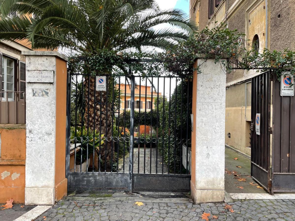 Cosy Studio In The Greenest Corner Of Trastevere Рим Екстер'єр фото